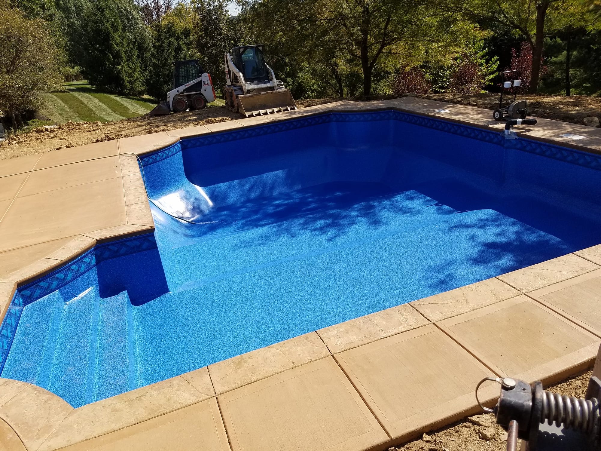 finished in ground vinyl liner pool